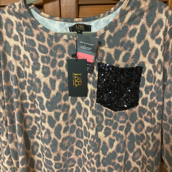 NWT BOUTIQUE TOP - Picture 5 of 6